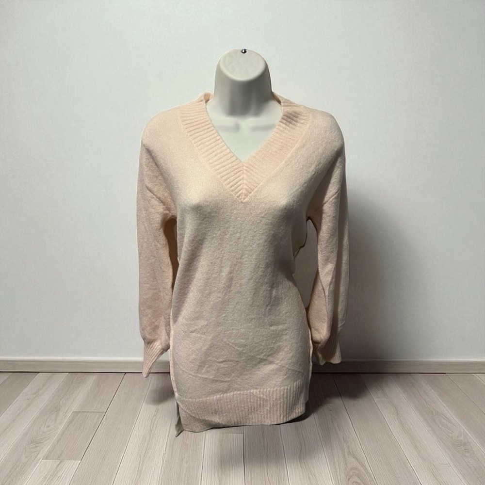 Time and Tru V-Neck Tunic Pink Ice Sweater NWT